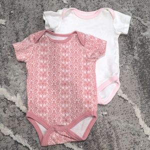 ✨ 10/$10✨ Onesie Bundle